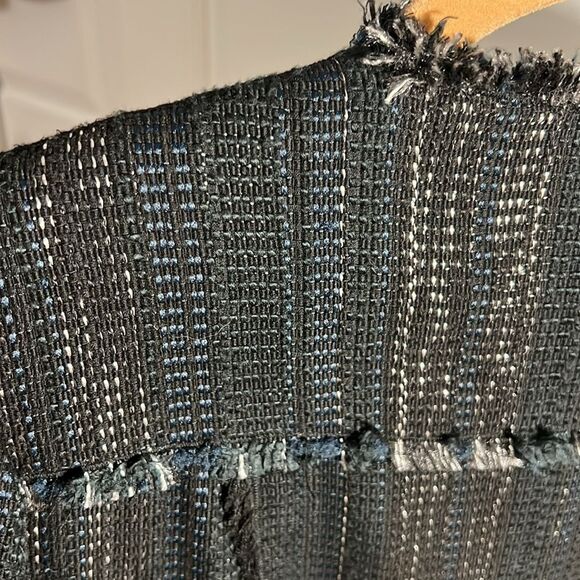 Ellie Tahari METALLIC TWEED BLAZER size S. P2P 18.5โ - Picture 6 of 10